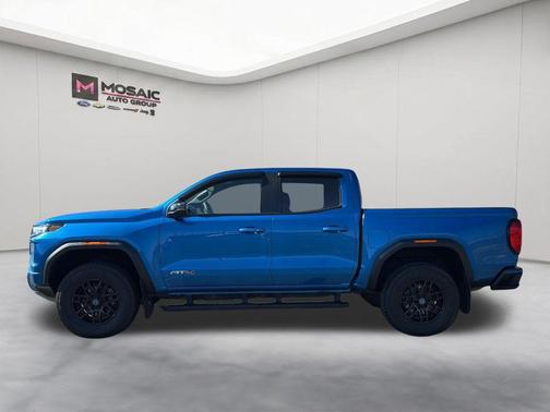 Dynamic Blue Metallic 2023 GMC Canyon AT4