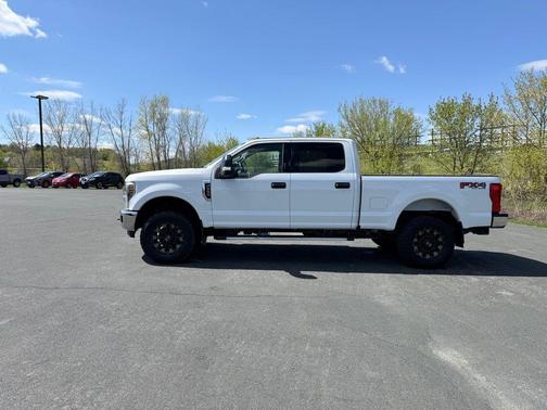 Oxford White 2019 Ford F-250 XLT