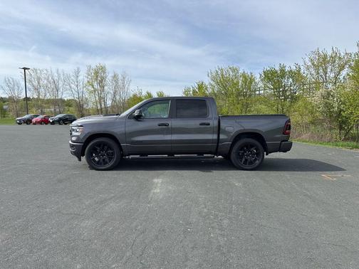 Granite Crystal Metallic Clearcoat 2024 RAM 1500 Laramie