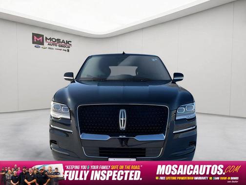 Infinite Black Metallic Clearcoat 2024 Lincoln Navigator Reserve