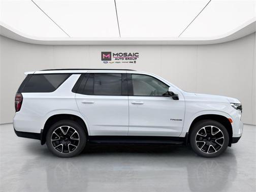2023 Chevrolet Tahoe 4WD RST