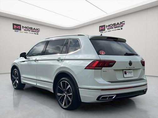 2023 Volkswagen Tiguan 2.0T SEL R-Line 4MOTION