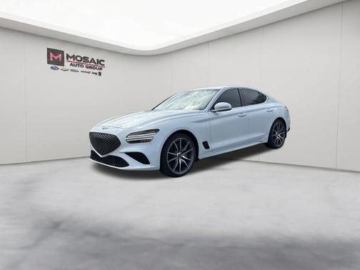 Uyuni White 2022 Genesis G70 3.3T AWD