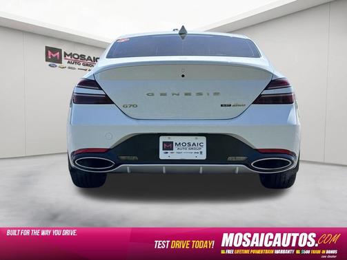 Uyuni White 2022 Genesis G70 3.3T AWD