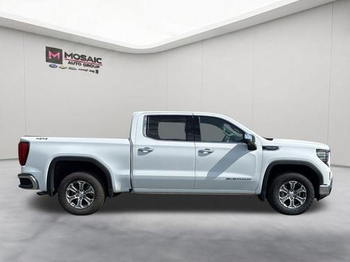 Summit White 2025 GMC Sierra 1500 SLT