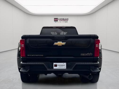 2025 Chevrolet Silverado 3500 High Country