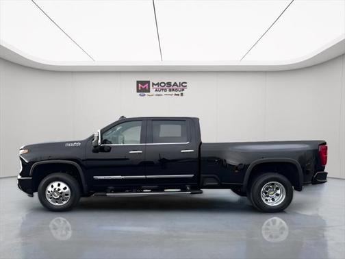 2025 Chevrolet Silverado 3500 High Country