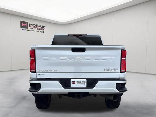Pearl 2024 Chevrolet Silverado 3500 High Country