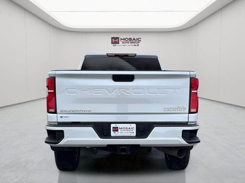 Pearl 2024 Chevrolet Silverado 3500 High Country