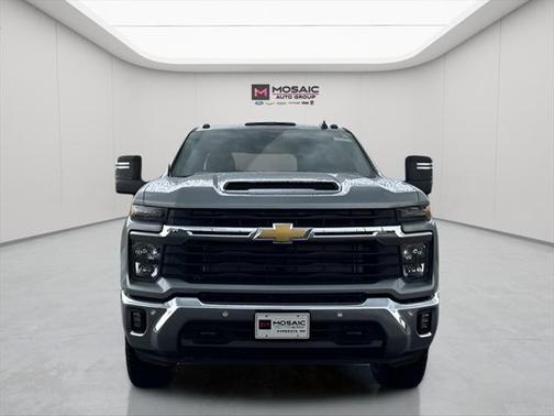 2025 Chevrolet Silverado 3500 LT
