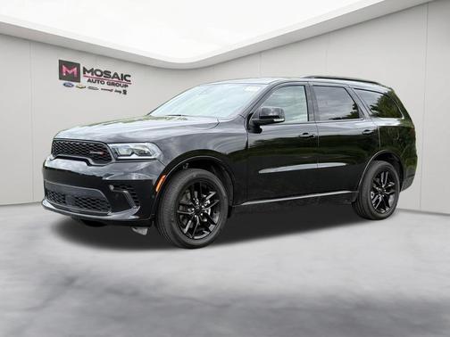 DB Black Crystal Clearcoat 2026 Dodge Durango GT Plus