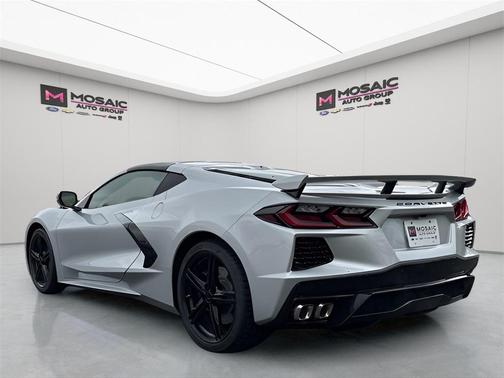 2026 Chevrolet Corvette Stingray w/2LT