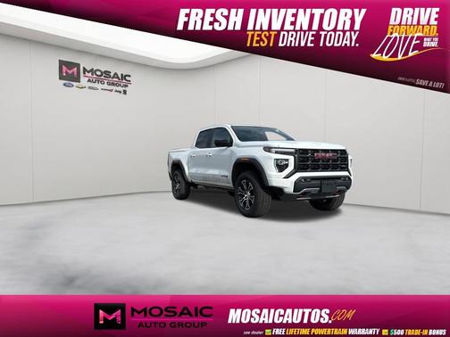 Summit White 2024 GMC Canyon AT4