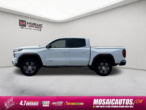 Summit White 2024 GMC Canyon AT4