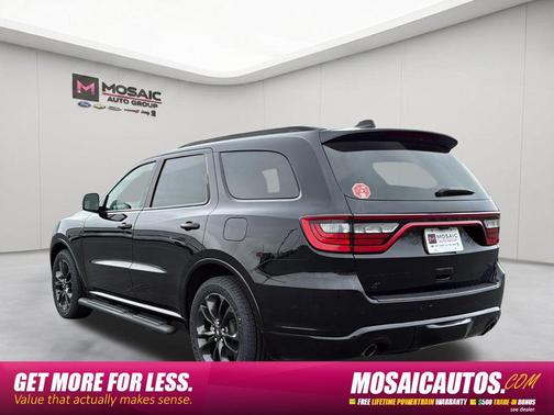 DB Black Crystal Clearcoat 2024 Dodge Durango R/T Plus