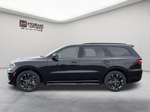 DB Black Crystal Clearcoat 2024 Dodge Durango R/T Plus