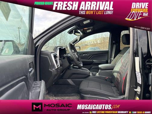 Onyx Black 2024 GMC Canyon Elevation