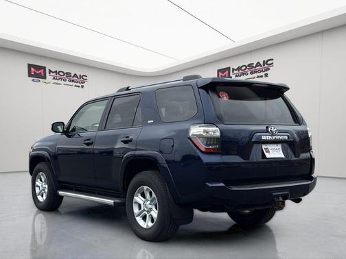 Nautical Blue Metallic 2019 Toyota 4Runner SR5 Premium