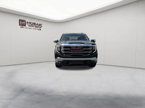 Onyx Black 2025 GMC Sierra 1500 SLT