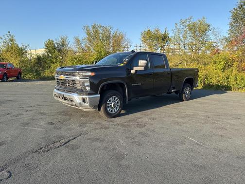 2024 Chevrolet Silverado 2500 LT