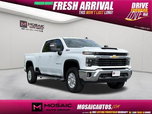 Summit White 2026 Chevrolet Silverado 2500 LT
