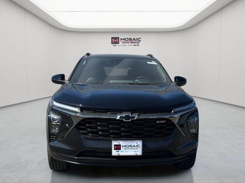 Black Metallic 2026 Chevrolet Trax FWD 2RS
