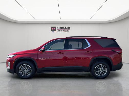 Radiant Red Tintcoat 2023 Chevrolet Traverse LT Cloth