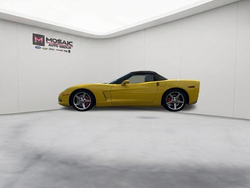 Velocity Yellow Tintcoat 2007 Chevrolet Corvette Base