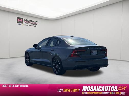 Gray 2023 Volvo S60 Recharge Plug-In Hybrid T8 Plus Dark Theme