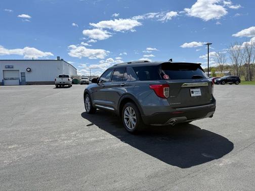 Gray Metallic 2023 Ford Explorer Limited