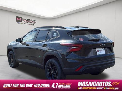 Black Metallic 2026 Chevrolet Trax LT