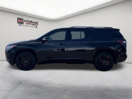 Mosaic Black Metallic 2020 Chevrolet Traverse Premier