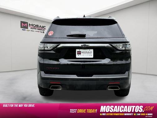 Mosaic Black Metallic 2020 Chevrolet Traverse Premier