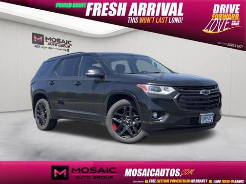 Mosaic Black Metallic 2020 Chevrolet Traverse Premier