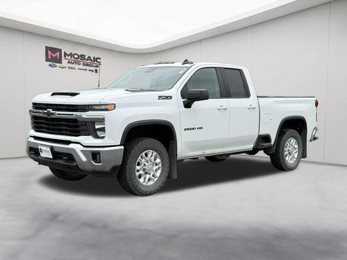 Summit White 2024 Chevrolet Silverado 2500 LT