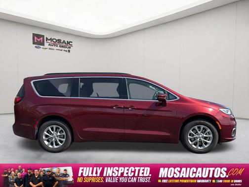 Velvet Red Pearlcoat 2022 Chrysler Pacifica Touring L