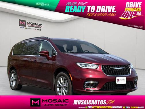 Velvet Red Pearlcoat 2022 Chrysler Pacifica Touring L