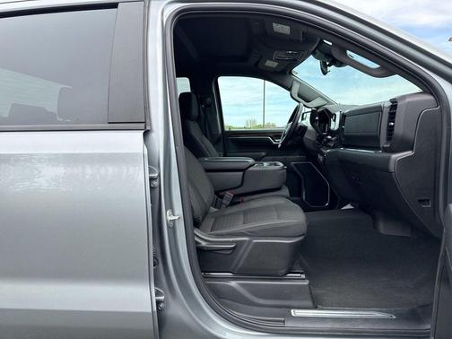 Sterling Gray Metallic 2025 Chevrolet Silverado 1500 LT