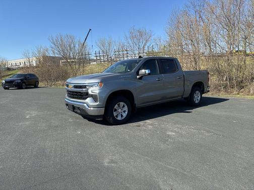 Sterling Gray Metallic 2025 Chevrolet Silverado 1500 LT