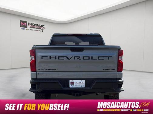 Sterling Gray Metallic 2024 Chevrolet Silverado 1500 Custom Trail Boss