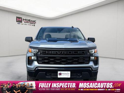 Sterling Gray Metallic 2024 Chevrolet Silverado 1500 Custom Trail Boss