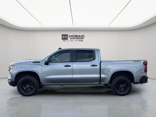 Sterling Gray Metallic 2024 Chevrolet Silverado 1500 Custom Trail Boss