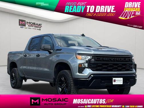 Sterling Gray Metallic 2024 Chevrolet Silverado 1500 Custom Trail Boss