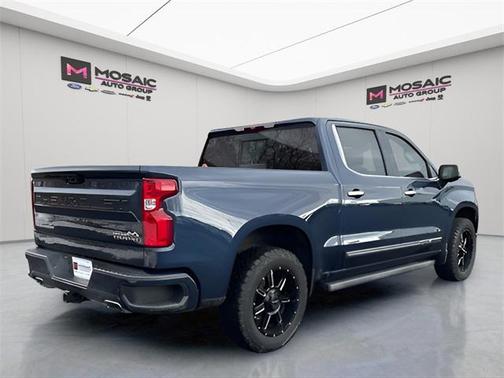 2022 Chevrolet Silverado 1500 High Country