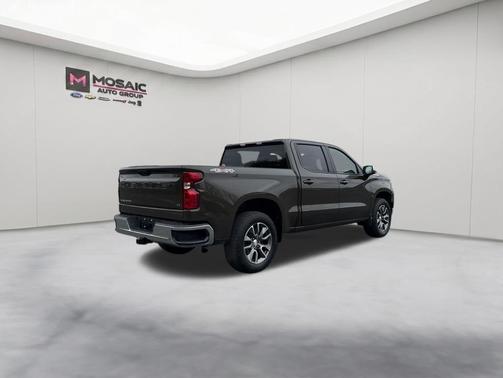Harvest Bronze Metallic 2024 Chevrolet Silverado 1500 LT