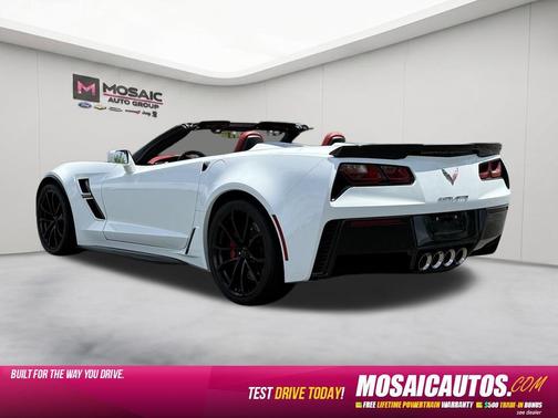 Arctic White 2017 Chevrolet Corvette Grand Sport