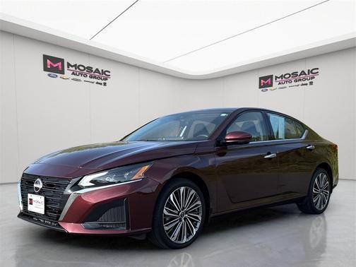 2024 Nissan Altima 2.5 SL