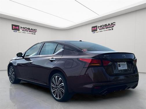 2024 Nissan Altima 2.5 SL