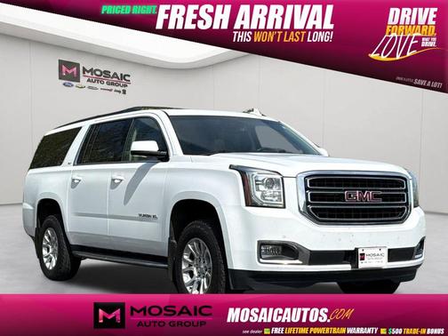 Summit White 2019 GMC Yukon XL SLT
