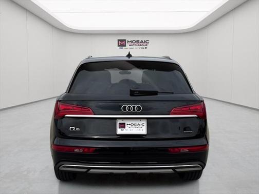 2024 Audi Q5 45 Komfort